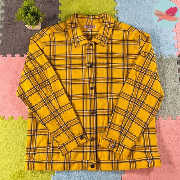 NWOT Guess Yellow Plaid Flannel Button-Up Jacket